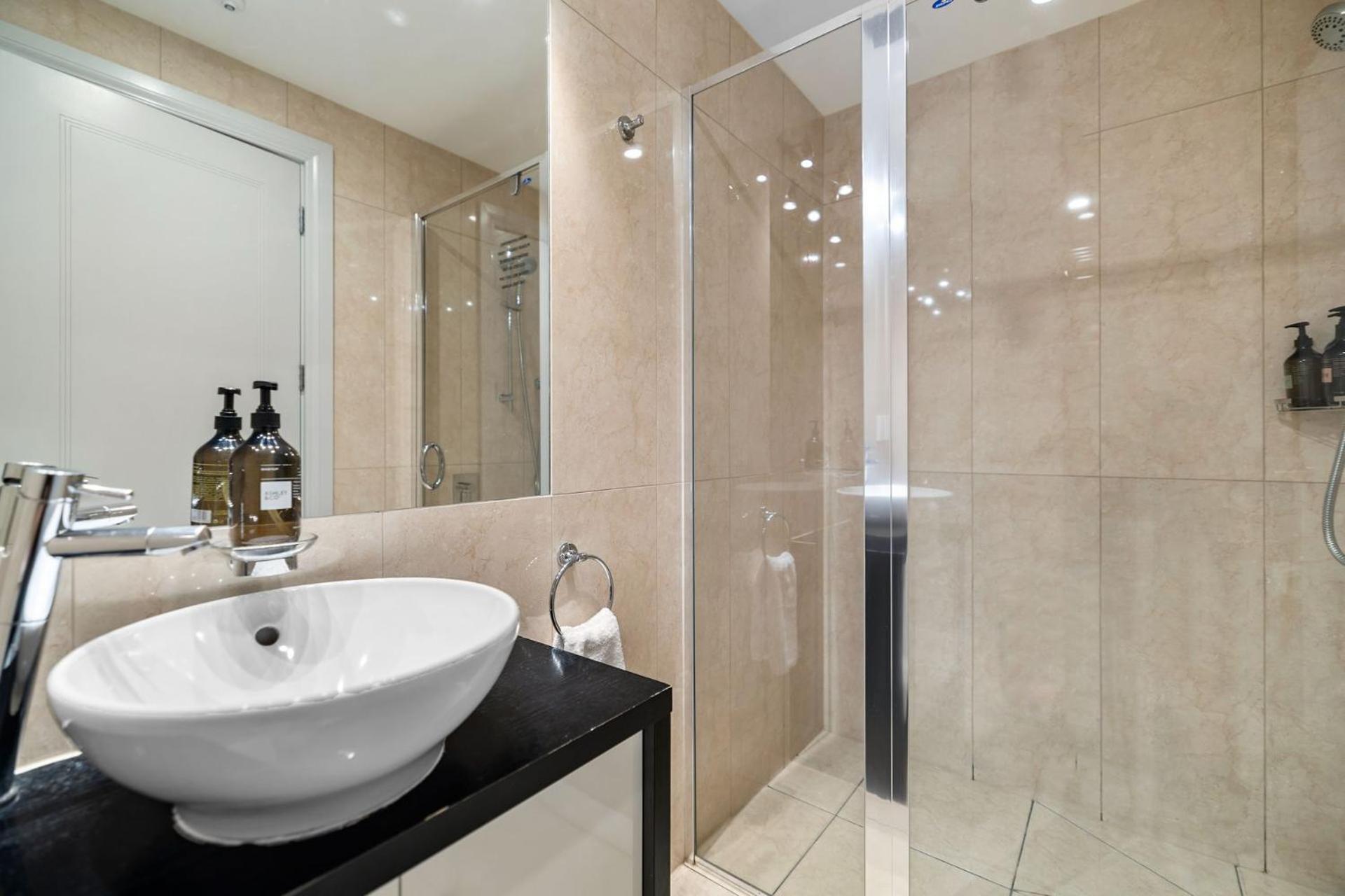Lakefront Luxury 912 The Beacon 3 Bedroom Queenstown Luaran gambar