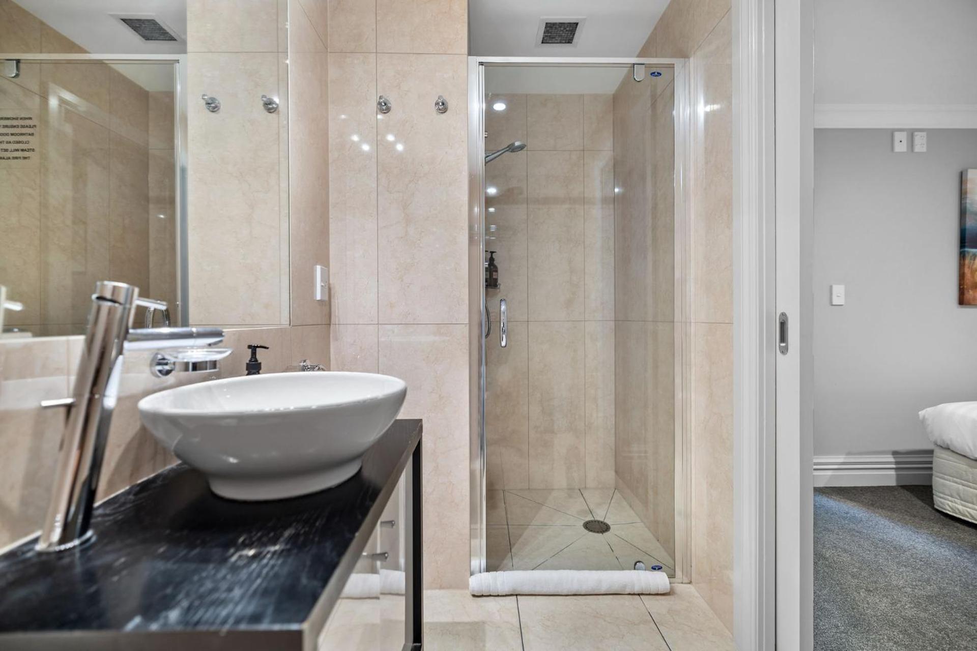 Lakefront Luxury 912 The Beacon 3 Bedroom Queenstown Luaran gambar